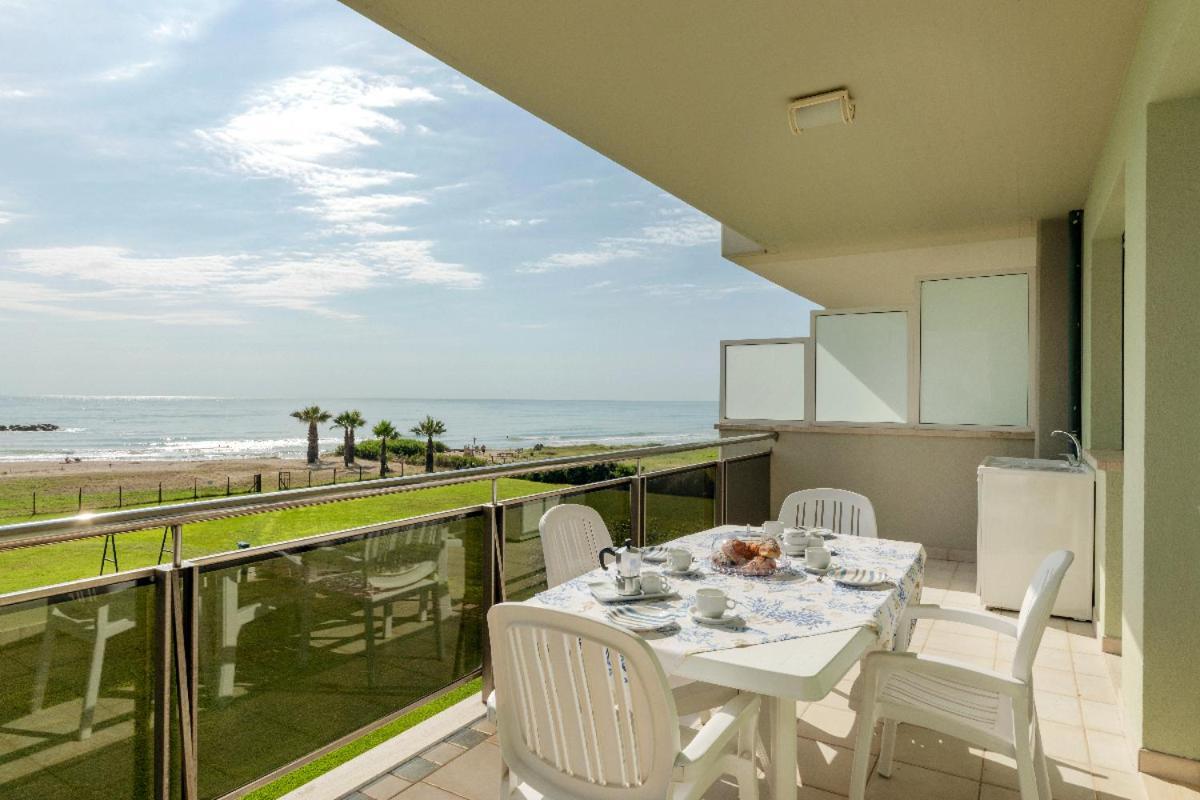 Residence Brezza Di Mare San Benedetto del Tronto Exteriör bild